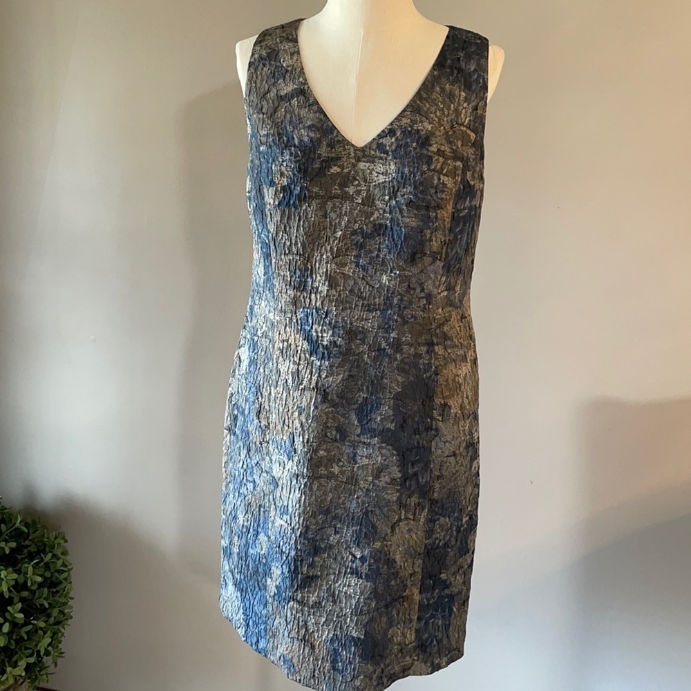 BROOKS BROTHERS textured Sheath dress. Sleeveless, size 10 special occasion